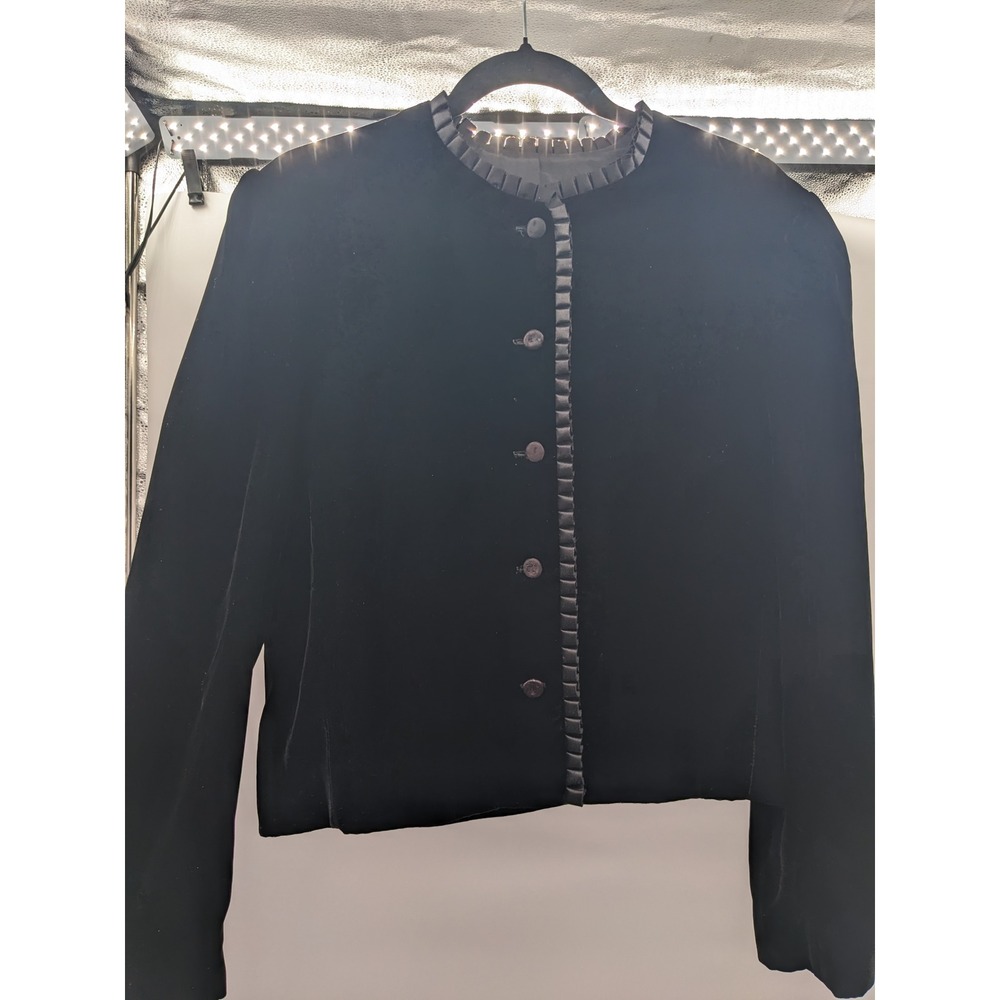 Vintage Courtwell Black Velvet Cropped Jacket | Whimsigoth Dark Academia Janker